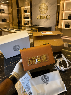 Versace_Jeans_Couture_saffiano_Lock_Shoulder_bag_With_DoubleBox_Dustbag_Bill