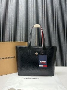 Tommy_Hillfigerr_Black_Monogram_Tote_With_Original_Box_Dustcover