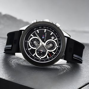 Tomm_y Hilfiger Clark