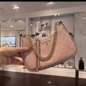 Jet Set Charm Small Logo Pochette Bag ( Box Dust Bag) 1828