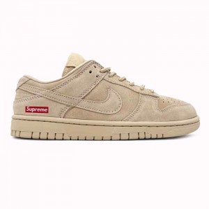 Nikee SB Dunk Low x Supreme Beige