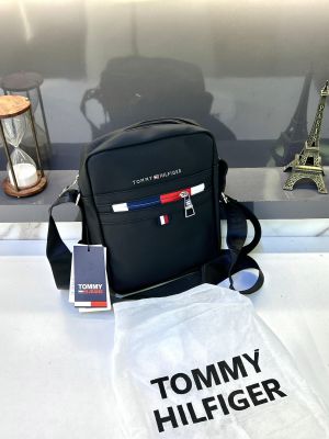 Tomm_y Hilfiger Black Sling Bag Premium Quality Fa 696