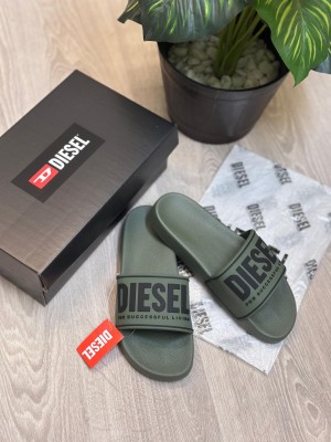 Diese l mayemi logo embossed slide
