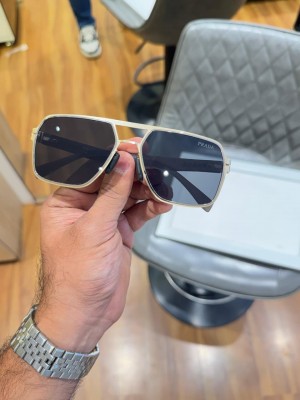 Prad a 2601 gold black