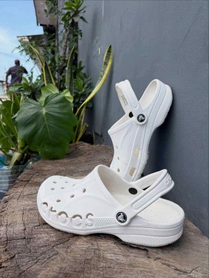 Crocss Baya Clogs White Fixed