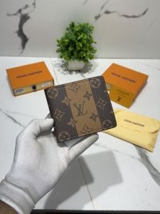 Loui_s Vuitton lv-031 twotone wallet with og box card and dust bag