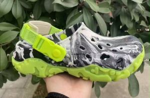 Croc.s All-Terrain Atlas Clogs Green With Og Box And Carry Bag