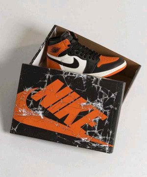Air Jordan 1 Retro High OG Shattered Backboard (1174