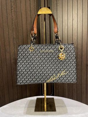 michael kor_s cynthia signature small logo satchel with dust cover 821