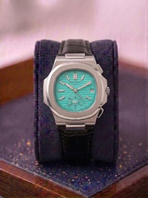 Patek_Phillipe Nautilus Quartz Leather 380