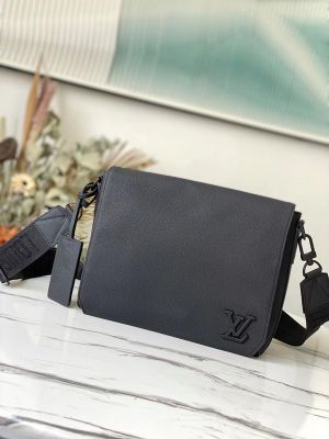 Loui.s_Vuitton_Takeoff_Messenger_PM_Bag_In_Black_Cowhide_Leather_With_OG_Box_&_Dust_Cover_57080