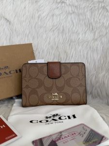 Coachh A15 Corner Zip Signature Wallet With Original Box DustCover Tags  Card Highend Quality