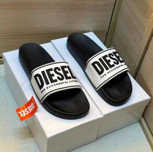 Diese.l Embossed Logo Slide White Black