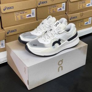 On Cloud Running The Roger Pro 2 Clay (885)