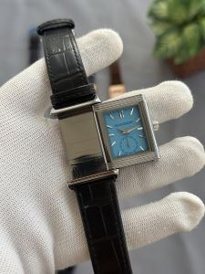 Jaeger Le Coultr e JLC Reverso Premium