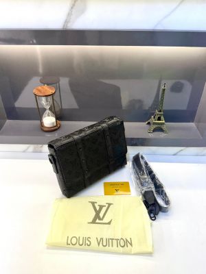 Loui_s Vuitton Side Bag Black Fa 557