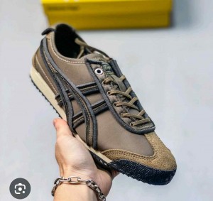 Onitsukaa tiger MEXICO 66 SD CLAY CANYON