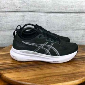 Asicss Gel-Kayano 27 Black White Silver 1035