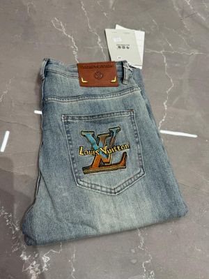 LLouis Vuitton 100% Imported Straight Fit Jeans CS397