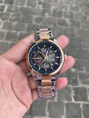 Tommy Hilfge r Automatic