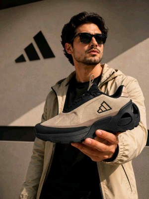 Adidass Wonder Runner Beige Black 821