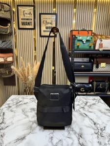 TUMI Alpha Bravo Crossbody Messenger Side Bag (Black) (T25506-2)