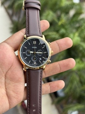 Fossil Neutra