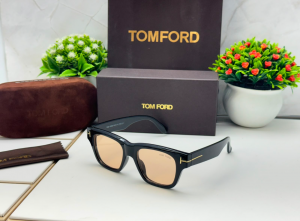 TOMFOR_D 184 GLOSSY BLACK LIGHT BROWN NEW ARRIVAL STORE MODEL 437