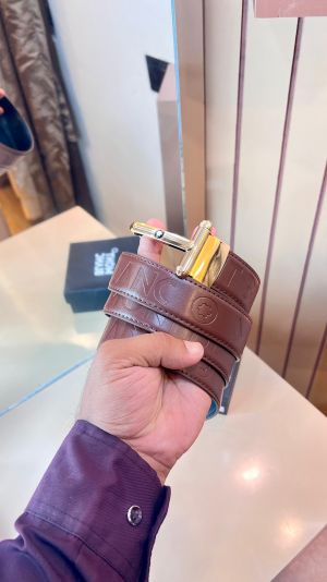 MONT BLAN_C PREMIUM QUALITY IMP EMBOSSED REVERSEABLE BELT WITH OG BOX