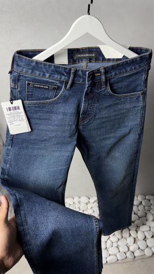 Calvin Klei_n Straight Fit Jeans 1203