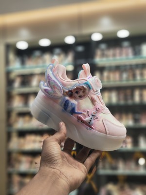 Wheel shoes