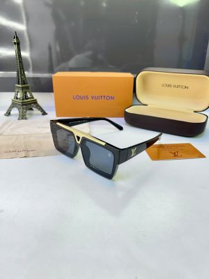 Loui_s Vuittion Black Golden Sunglass Fa 1018