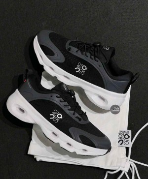 On Running Cloudsolo X Loewe White Black 966
