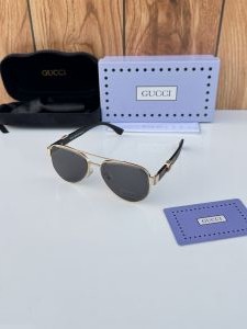 Gucci24023_gold_black