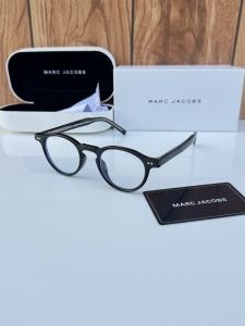 Marcjacobs1103 black plano