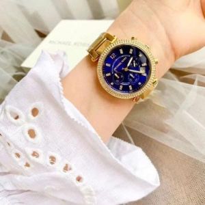 Michae l Kors Parker 103