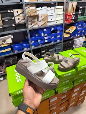 WMNs Croccs Brooklyn Sandals For Her white