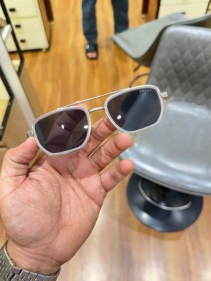 Prad a Premium 7384 Silver White Black Shades With OG Kit