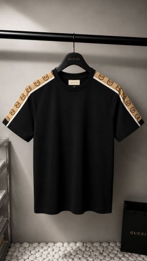 Gucc_i Premium round Neck T-Shirt 1904