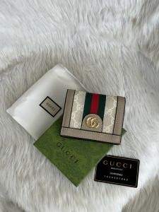 Guccii 08 White Mono Wallet With Original Box & DustCover Premium Quality