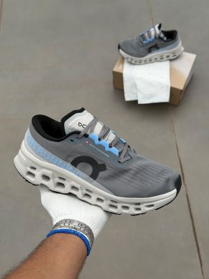 On Cloudmonster 3 Running Grey