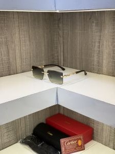 Cartie r 3077 Frameless Wooden stick sunglass ( Green glass )