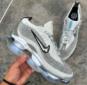 Nikee AirMax Scorpion Platinum Grey