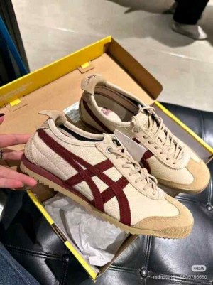 Onitsukaa Tigerr Mexico 66 SD Beige Beet Juice 669