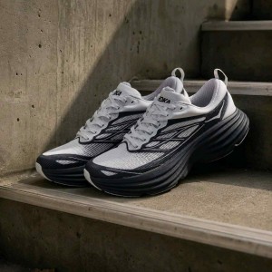 Hoka Bondi 8 Caged Stealth Tech Pack 2610