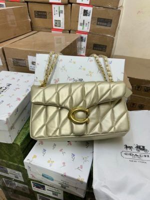 Coac_h quilted tabby shoulder bag  26 with box 917