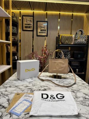Dolc_e & Gabbana Daily Mini Leather Tote Bag With Og Box And Dust Bag Premium Quality (V-2221)