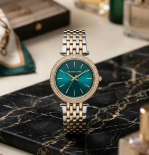 Mic Kor Darci Premium Quality Watch With LIVE VIDEO CALL FACILITY MIC0