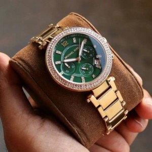 Mic Kor Premium Quality Watch With LIVE VIDEO CALL FACILITY MIC0