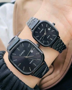 Casio couple all Black
